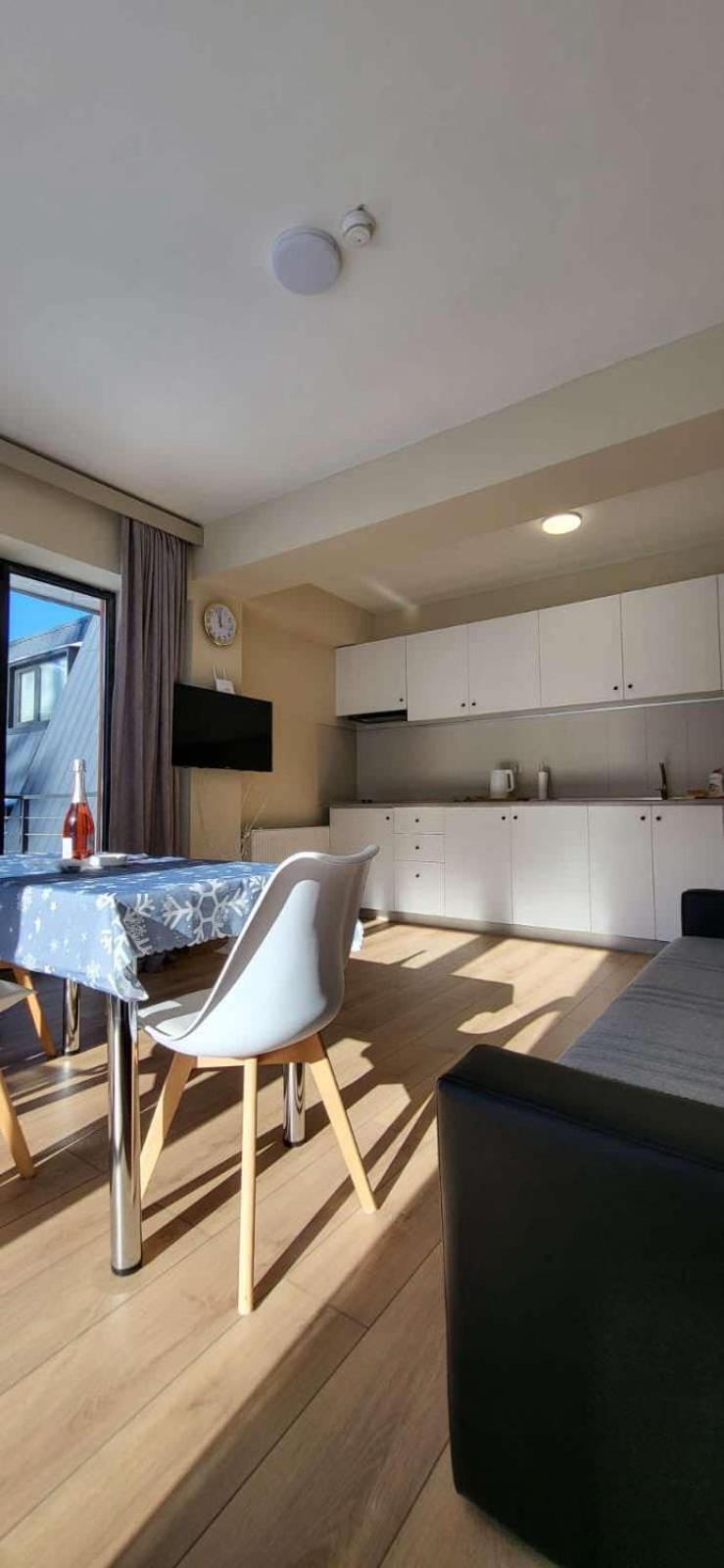 Oasis Window Development شقة *